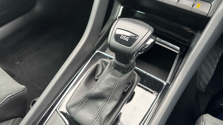 Skoda Karoq 1.5 TSI SE L 5dr DSG Petrol Estate